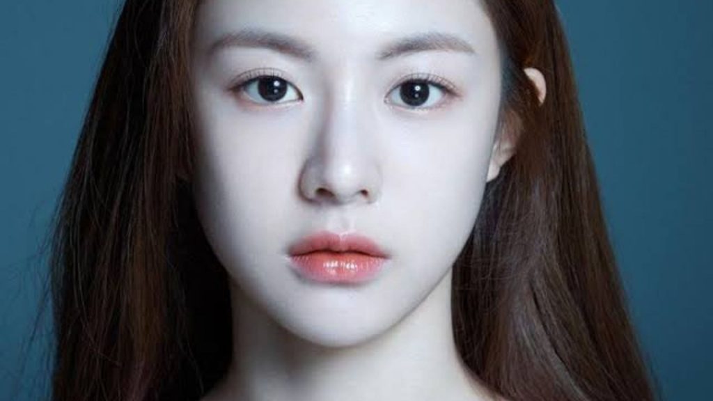 Go Yoon-jung Plastic Surgery