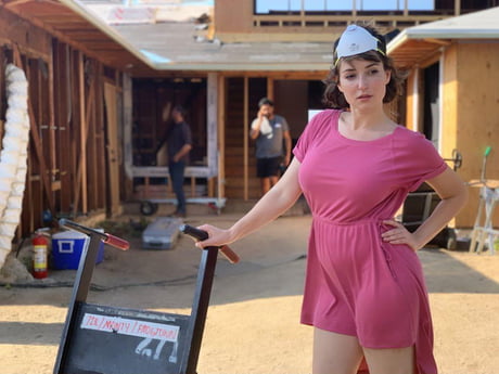 Milana Vayntrub Plastic Surgery Body